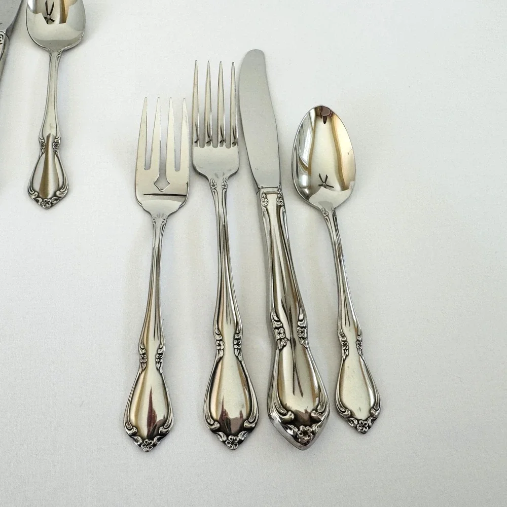 Oneidacraft CHATEAU Stainless Steel Flatware (5) 4-Place Settings 20 Pieces
